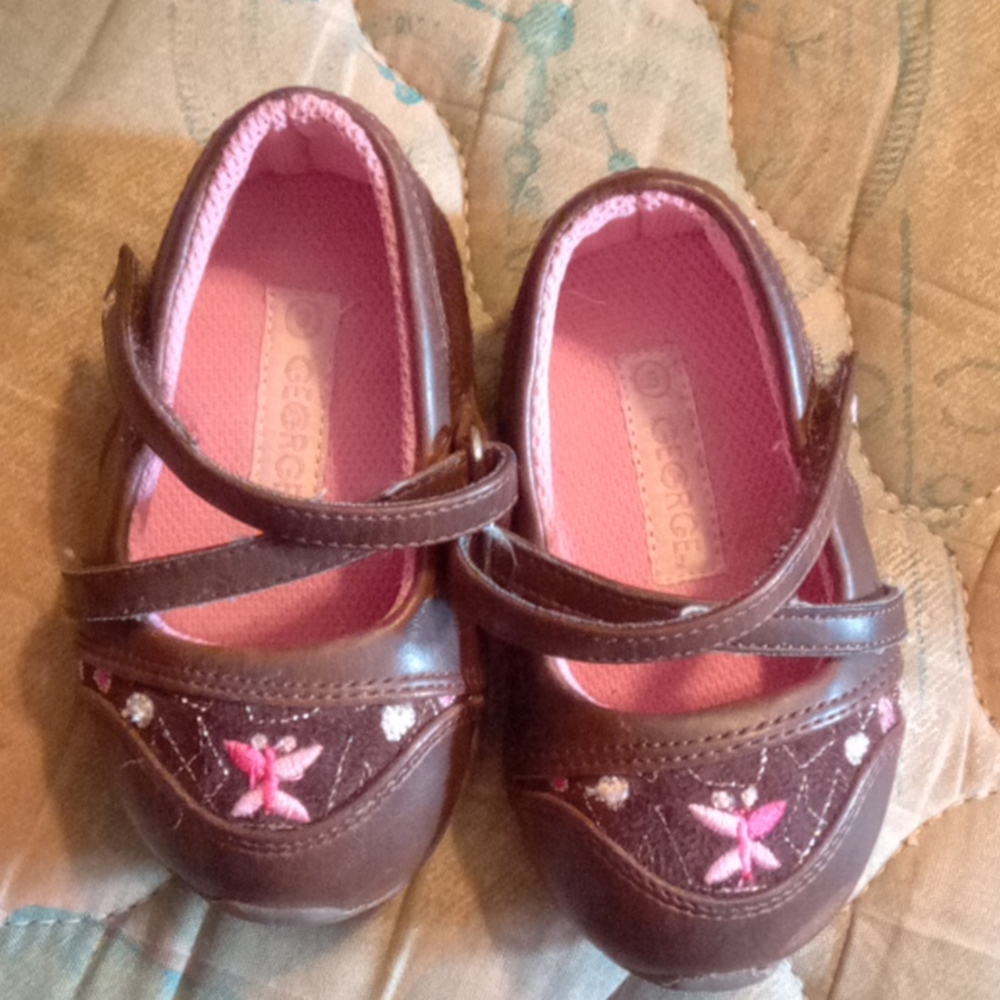 Infant girl shoes